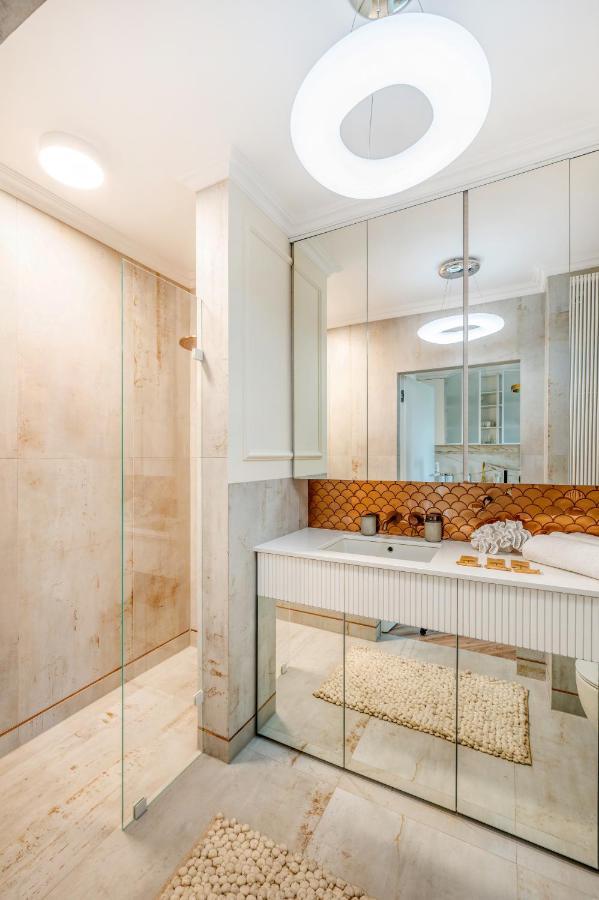 Apartment Golden Manufaktura Lodz By Rentujemy Extérieur photo